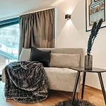 Casa de Férias Zsam Mit Sauna Und Hottub *