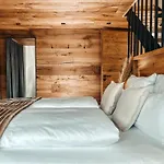 Casa de Férias Zsam Mit Sauna Und Hottub