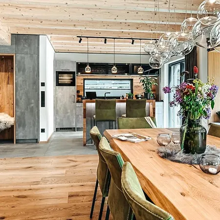 Zsam Mit Sauna Und Hottub גרמיש-פרטנקירכן