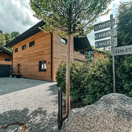 Zsam Mit Sauna Und Hottub בקתה *